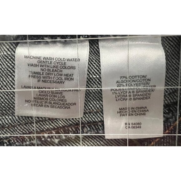 ✅3/$20 Sale-JONES NEW YORK STRETCH BOOTCUT JEANS - NWT! WOMEN'S 4P - Picture 9 of 9